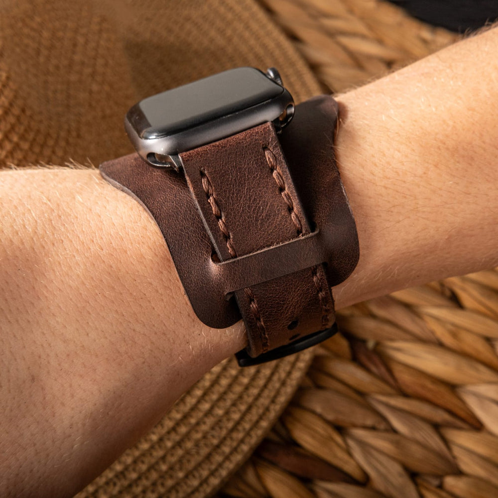 Acı Kahve Bund Çift Katlı Deri Apple Watch Kayışı — Bund Apple Watch kayışının çıkarılabilir alt parçası