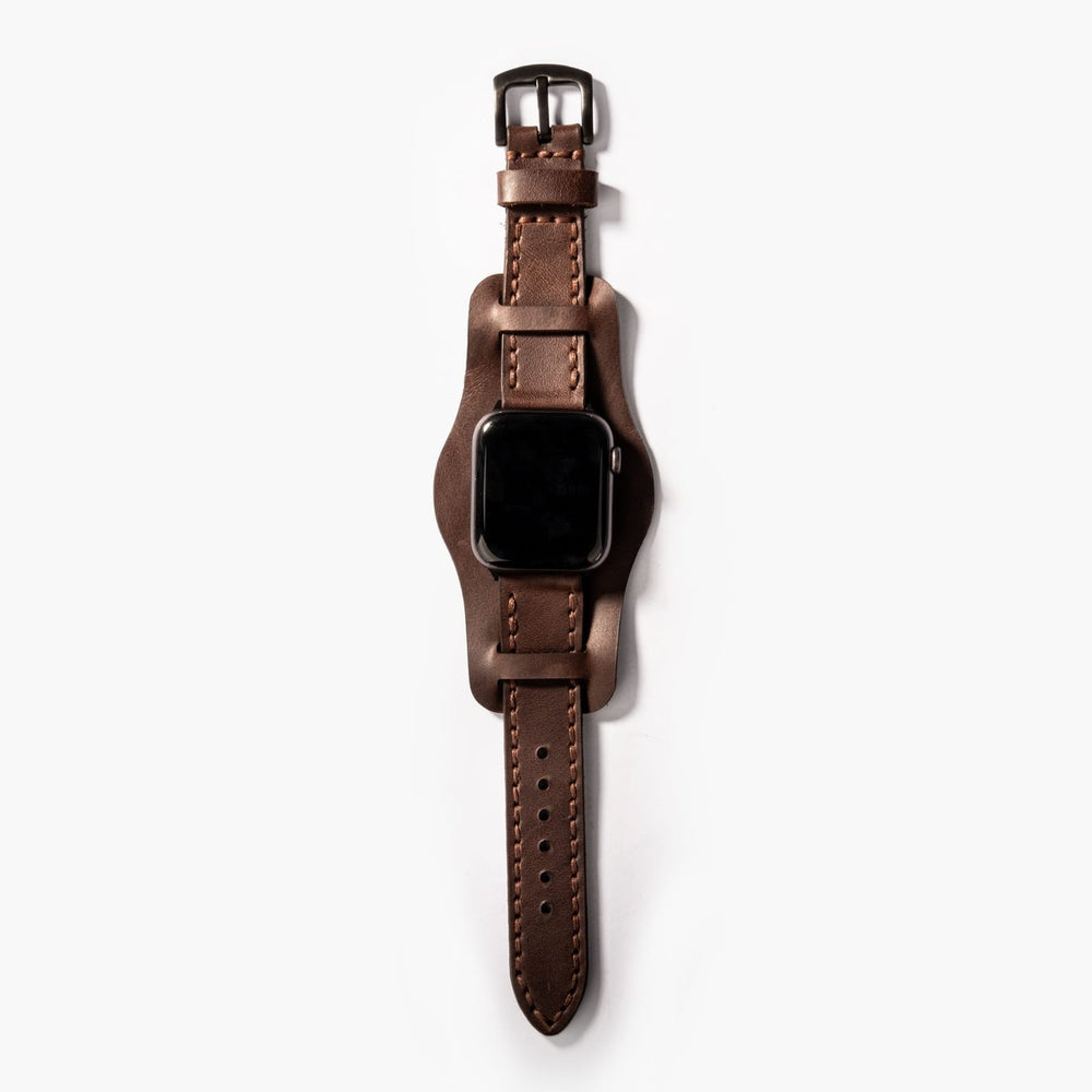 Acı Kahve Bund Çift Katlı Deri Apple Watch Kayışı — Bund çift kat deri kordonun dolgun yapısı