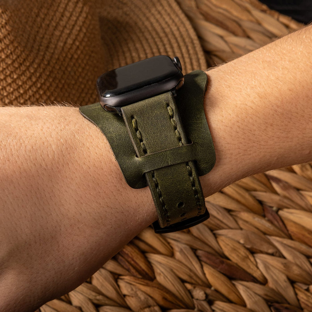 Yeşil Bund Çift Katlı Deri Apple Watch Kayışı — Bund Apple Watch kayışının çıkarılabilir alt parçası