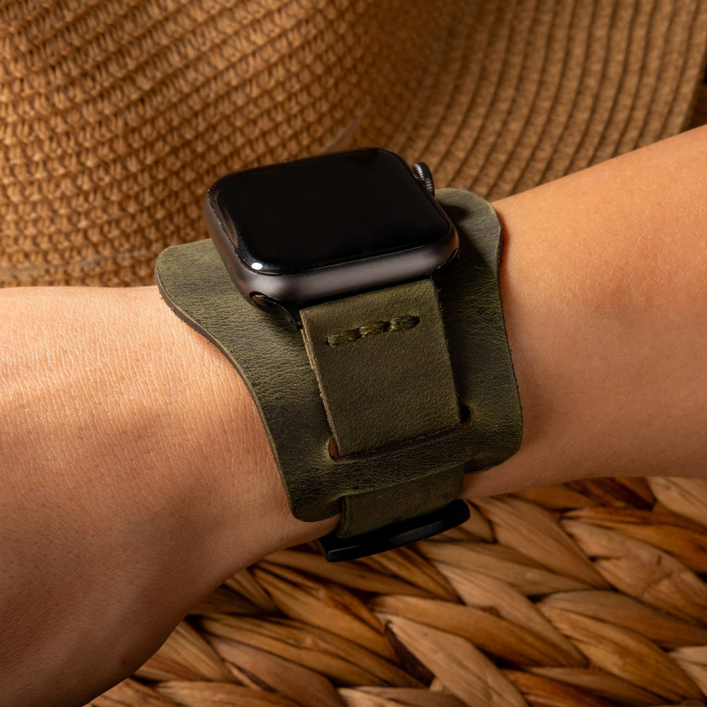 Yeşil Bund Tek Katlı Deri Apple Watch Kayışı — Bund Apple Watch kayışının çıkarılabilir alt parçası