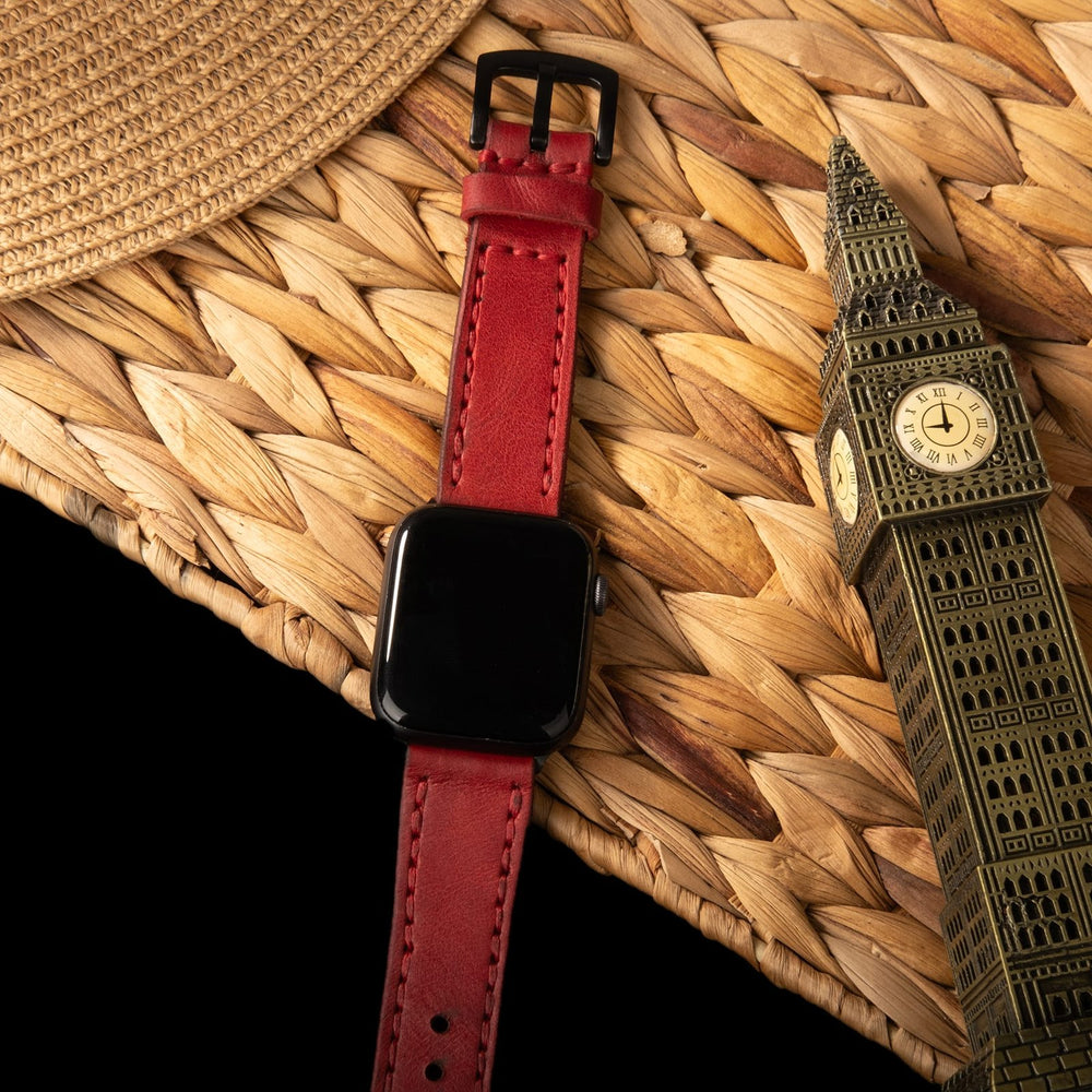 Kırmızı Çift Kat Deri Apple Watch Kayışı — Apple Watch deri kayışının paslanmaz çelik tokası