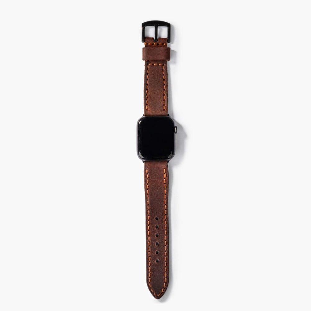 Kızıl Crazy Çift Kat Deri Apple Watch Kayışı — Apple Watch deri kayışta el dikişi detayı