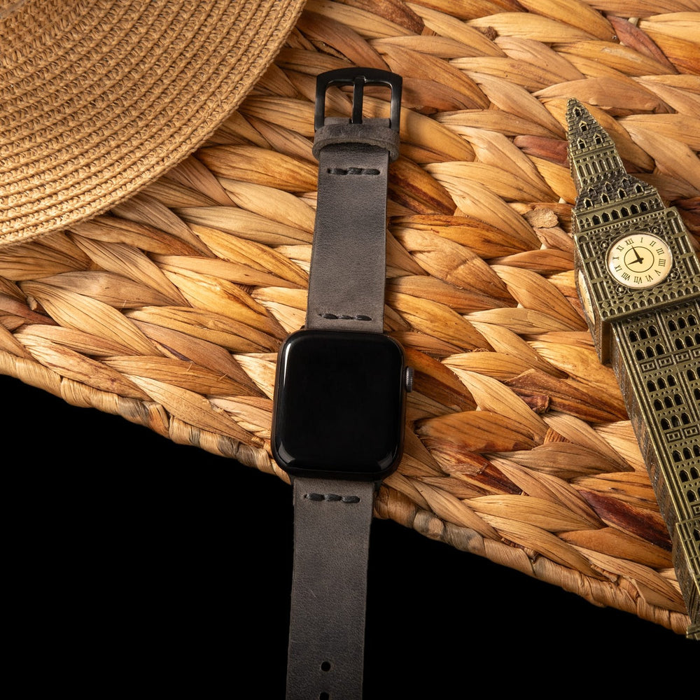 Antrasit Tek Kat Deri Apple Watch Kayışı — Apple Watch deri kayışının paslanmaz çelik tokası